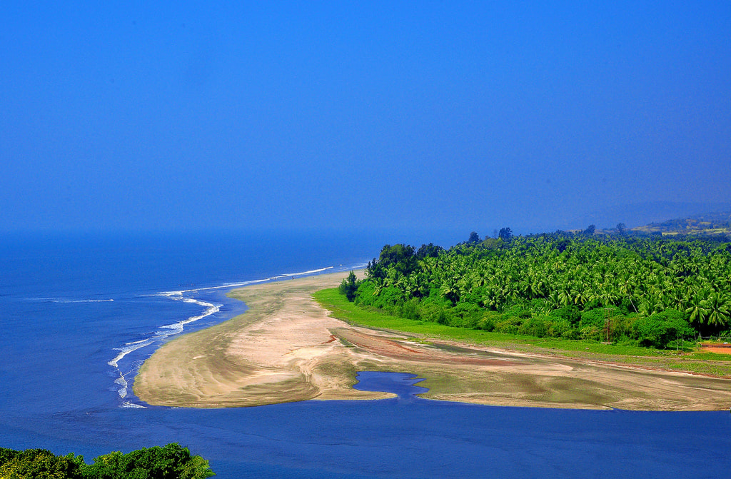 Ladghar Beach