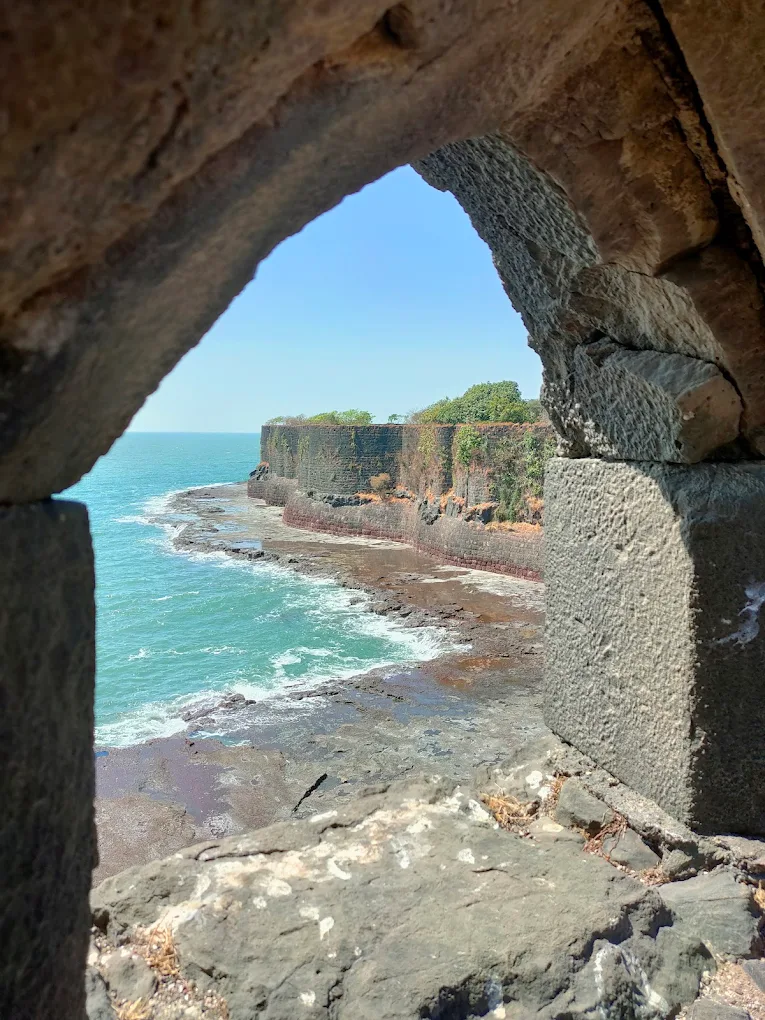 Suvarnadurg Fort photo 4