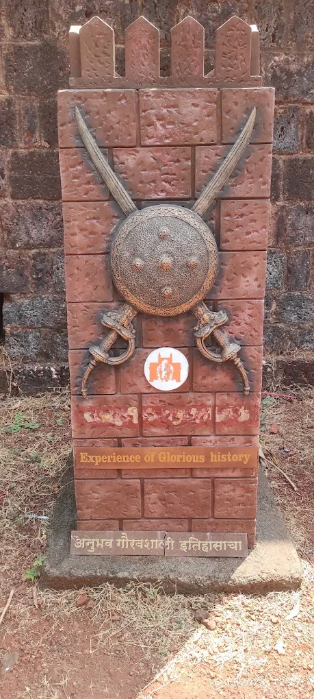 Yashwantgad Fort (Redi Fort) photo 2
