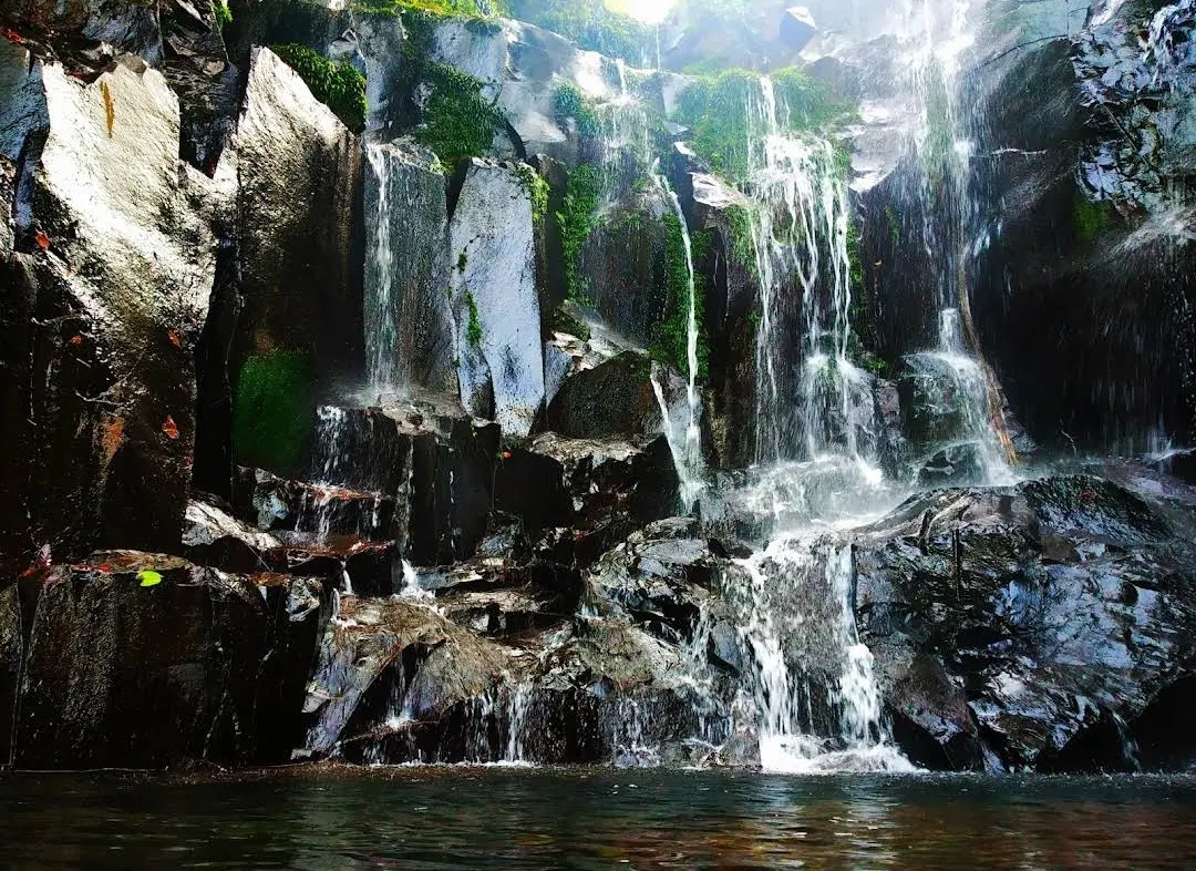 Nhavankond Waterfall