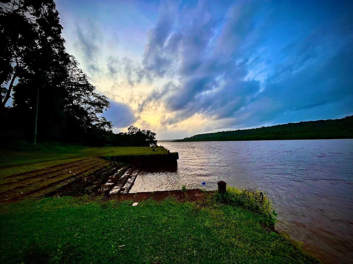 Waghotan Creek photo 3