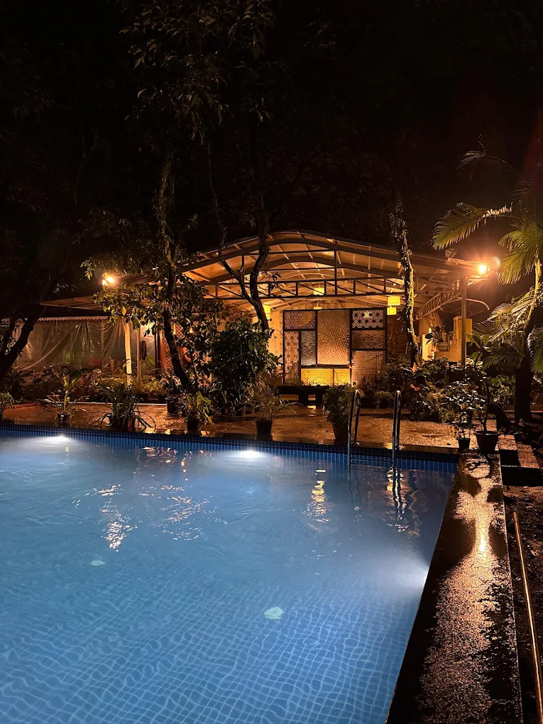 OβNest Home Stay, Devrukh