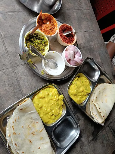Hotel Mahesh β Zunka Bhakri